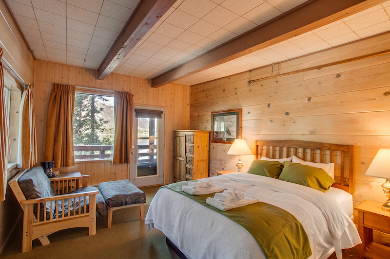 Swissmont, Lodge at Stehekin