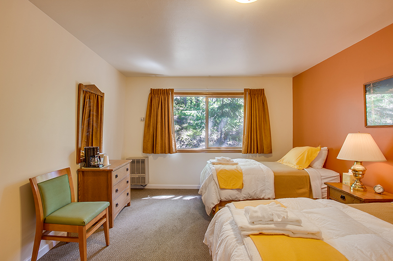 Alpine, Lodge at Stehekin